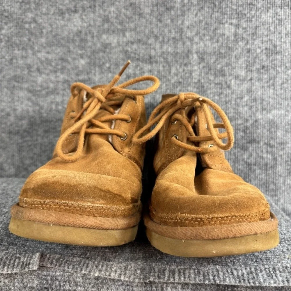 UGG neumel logo